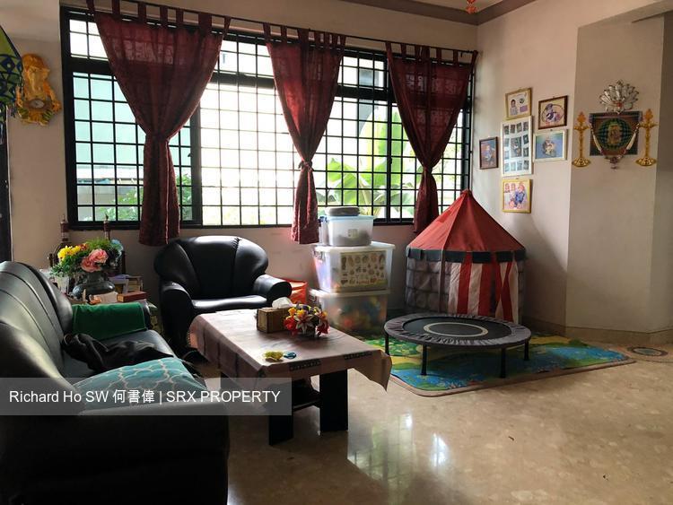 Phillips Avenue (D19), Terrace #215068401